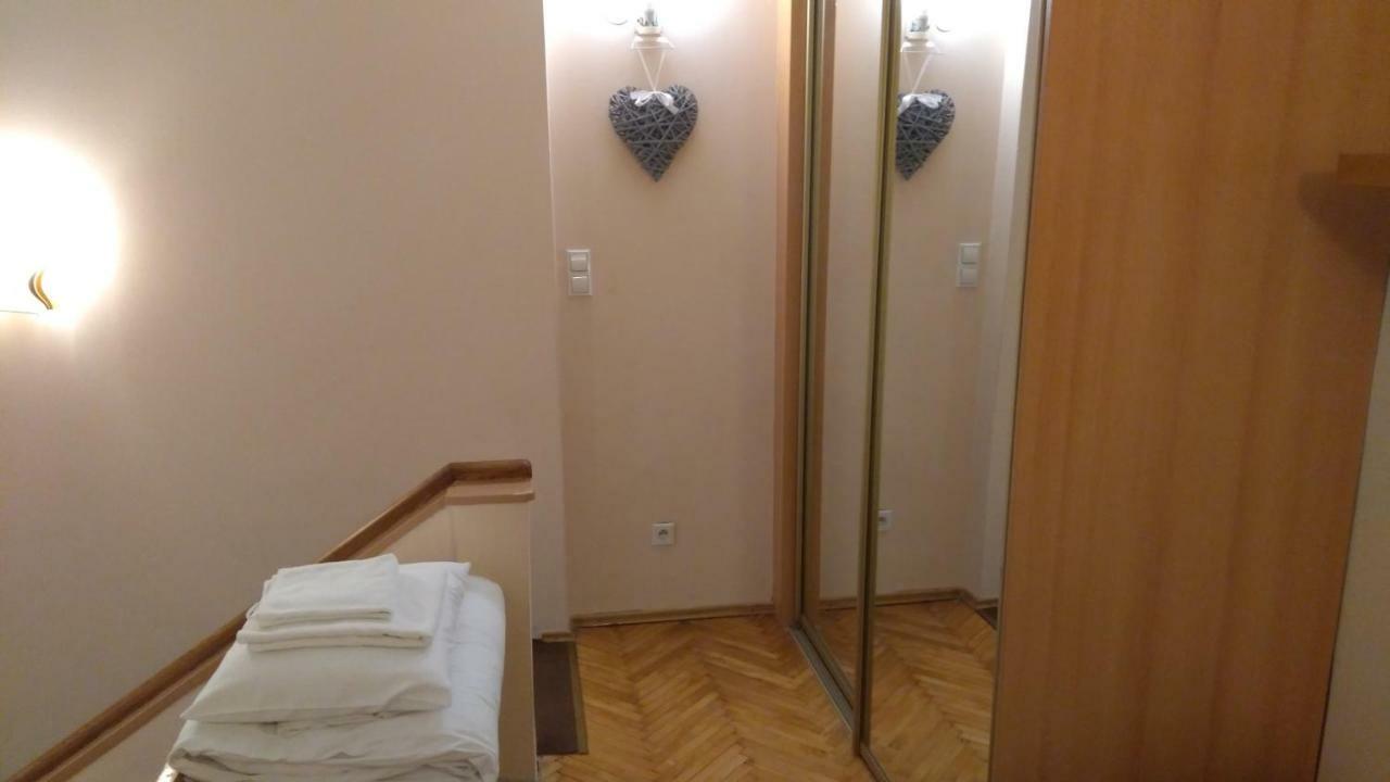 Apartamenty Varsovie Zelazna Exterior foto