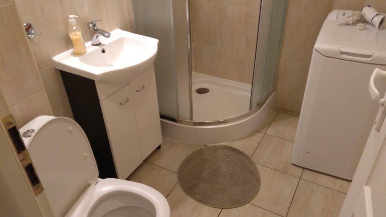 Apartamenty Varsovie Zelazna Exterior foto